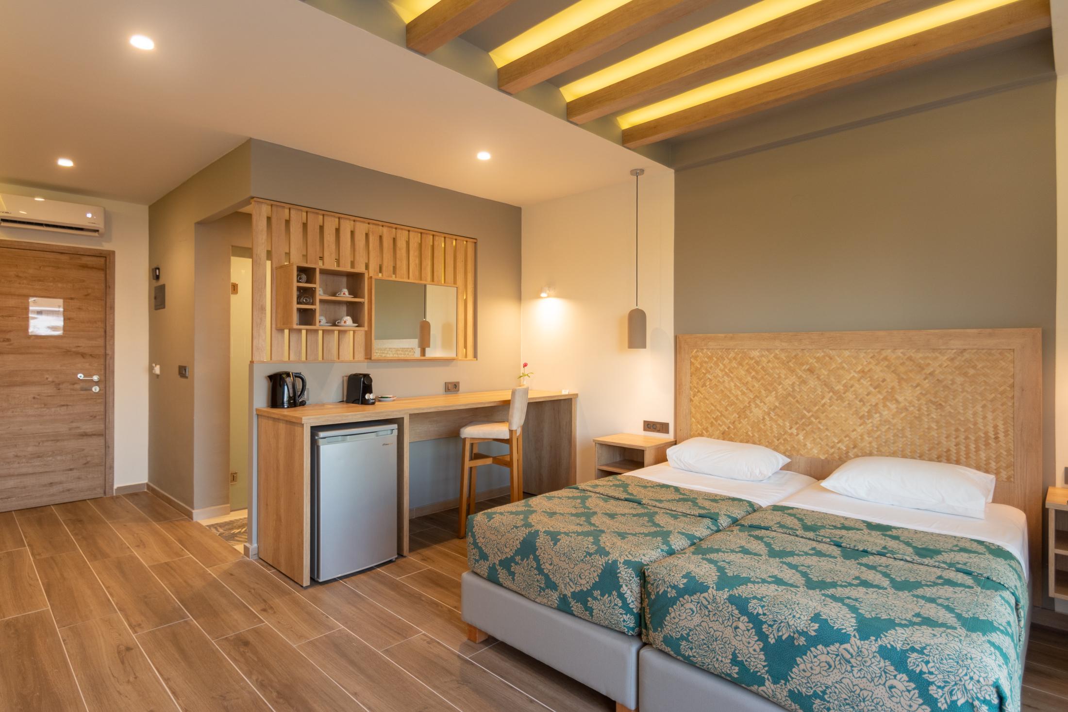 Asterias Village 4*