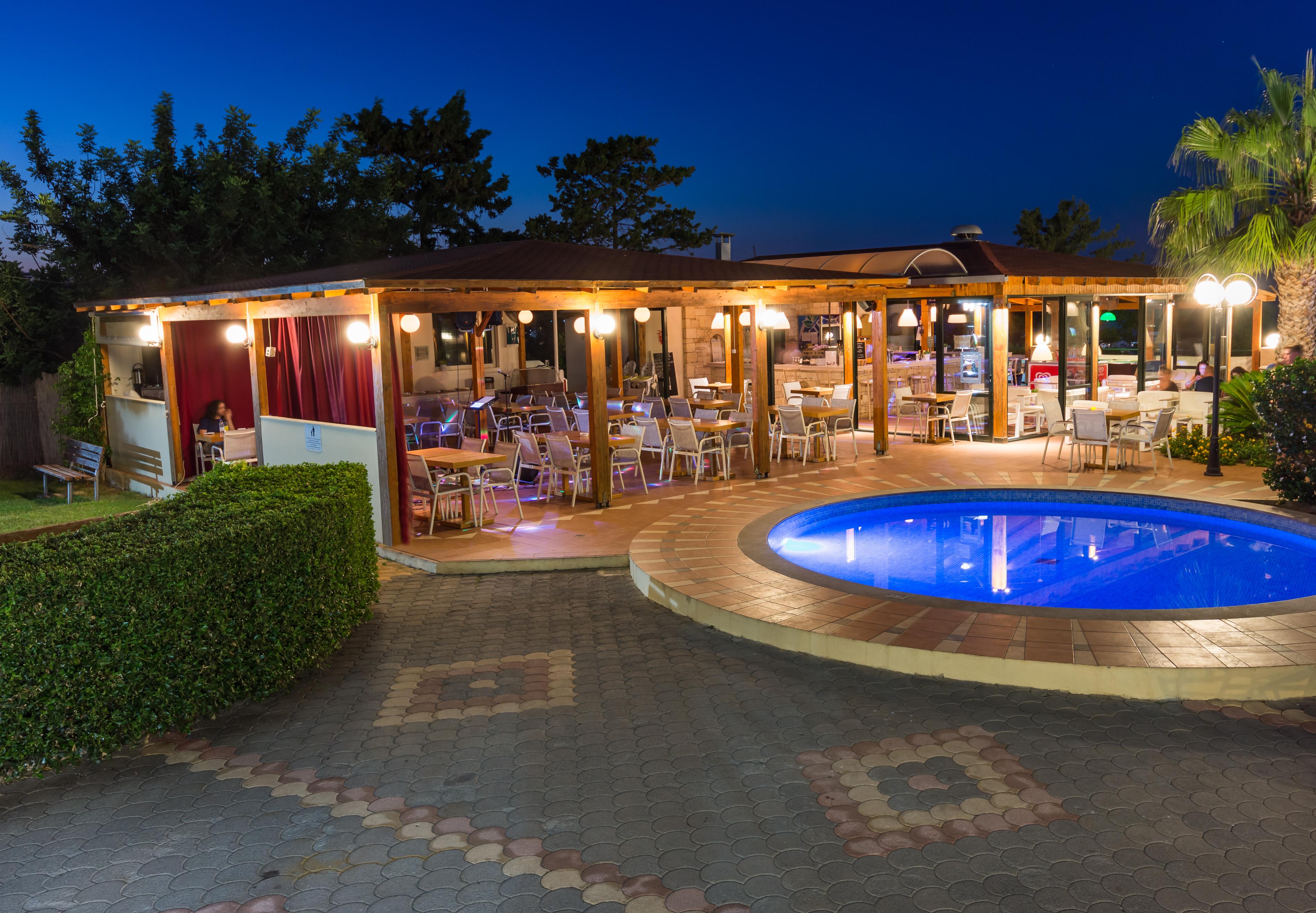 Apartahotel Asterias Village Hersonissos (Crete)