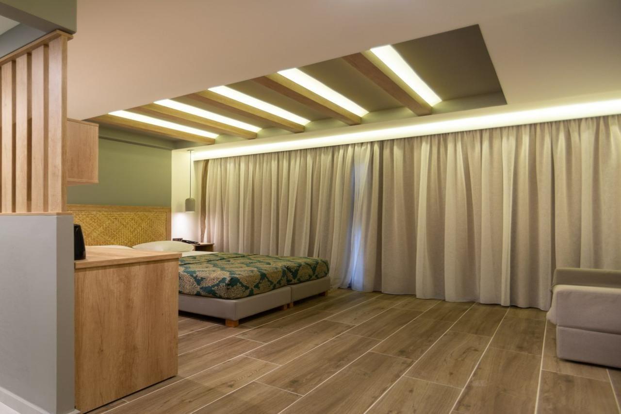 Asterias Village Hotel apartamentowy 4*
