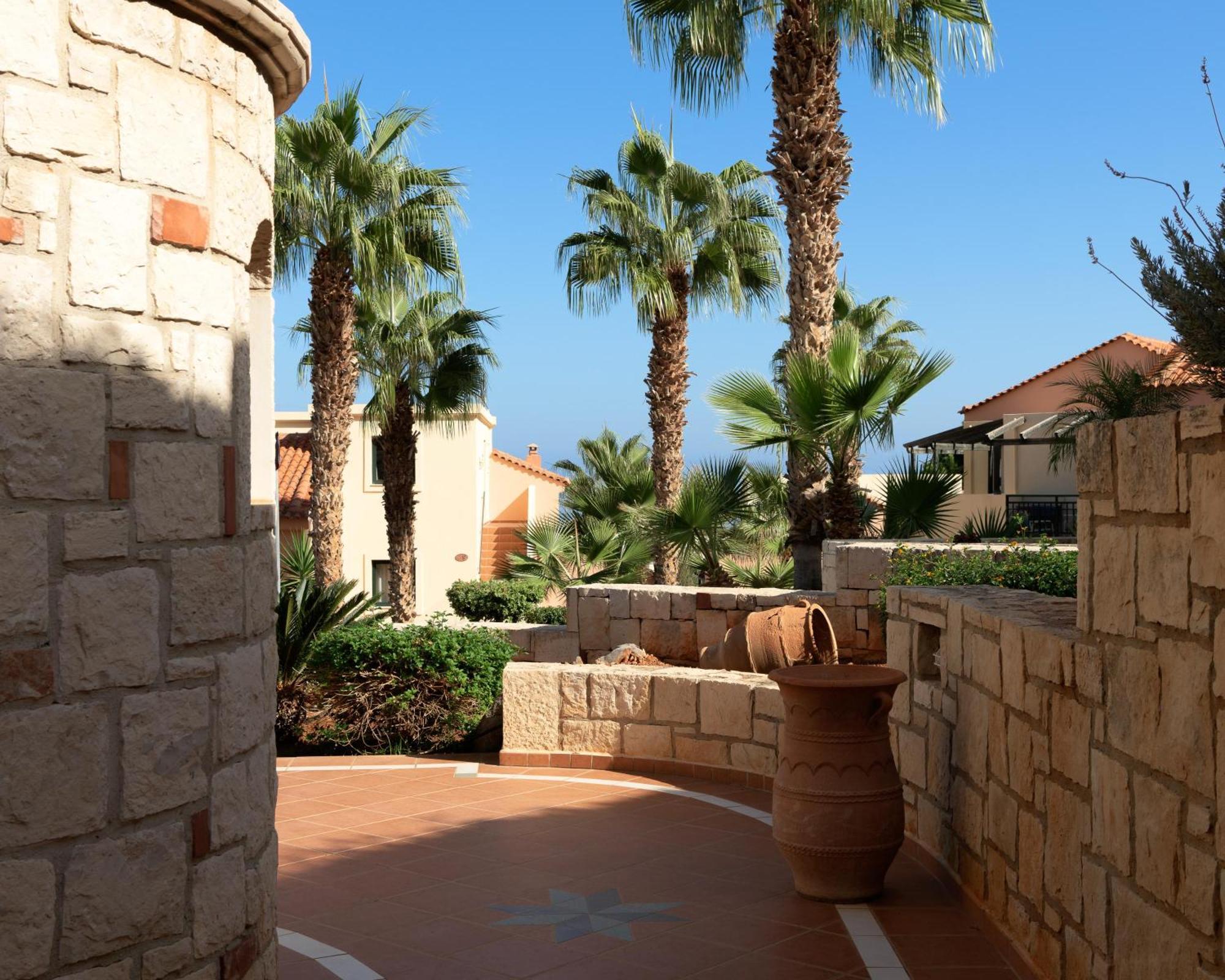 Hotel apartamentowy Asterias Village
