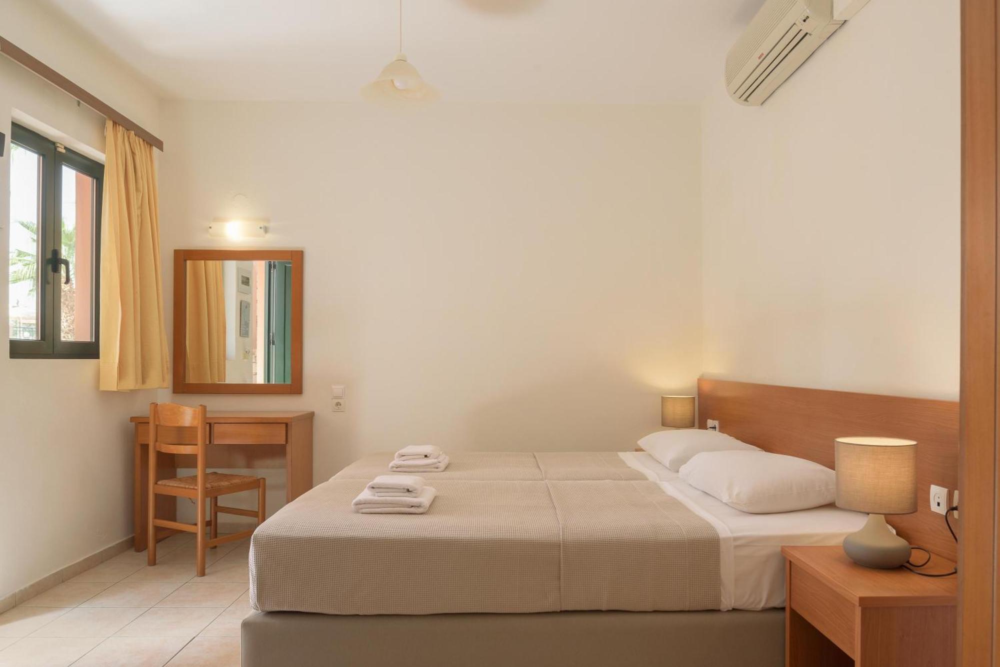 Asterias Village Hotel apartamentowy Hersonissos (Crete)