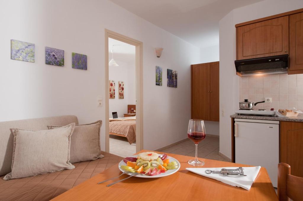 Asterias Village 4*